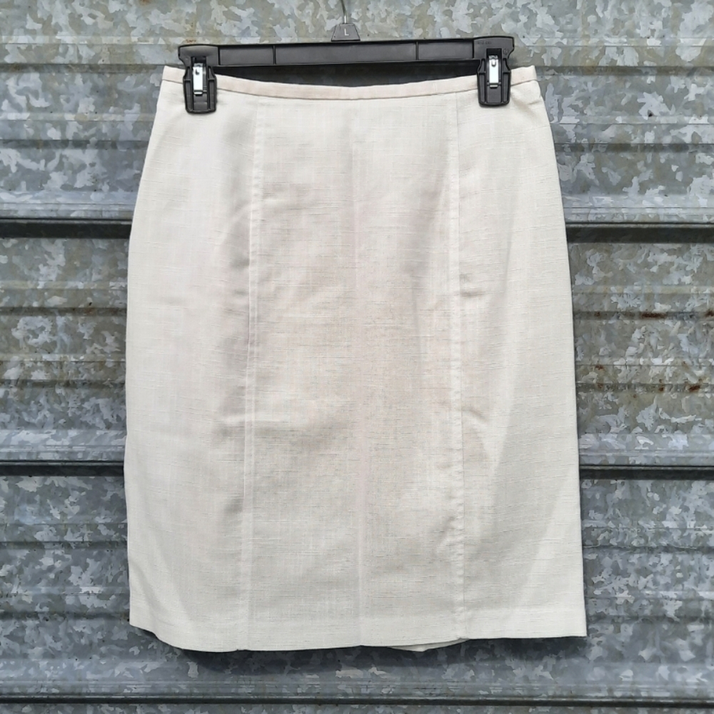 VINTAGE White Linen High Waisted Pleated Pencil Skirt - Picture 6 of 14